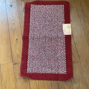Mohawk Red and White Kitchen Rug washable